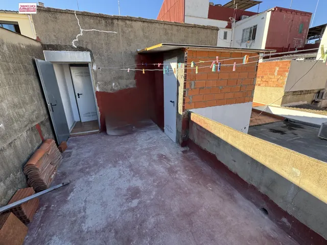 VENTA DE CASA EN BENIFAIO CON ACCESO POR DOS CALLES — 27