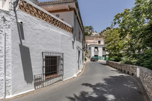 Casa reformada en el Camino del Sacromonte — 38
