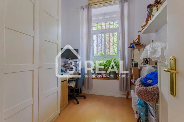 Piso en venta en Menendez Pelayo — 2