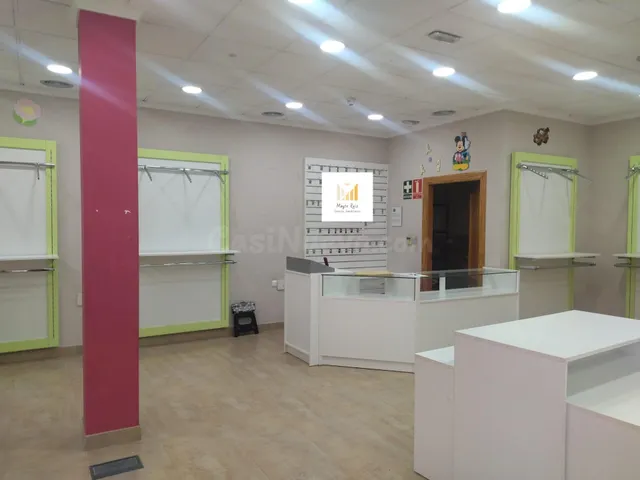 LOCAL COMERCIAL