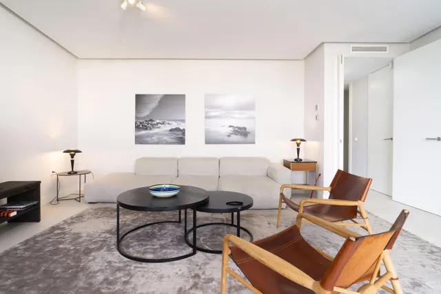 Apartamento de 2 dormitorios con vistas al mar en Estepona — 9