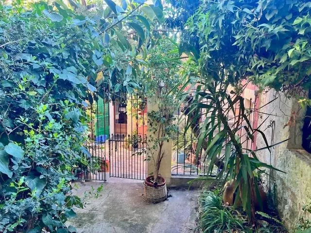 Exclusiva Casa en Venta en Selva – Vistas Impresionantes a la Serra de Tramuntana — 11