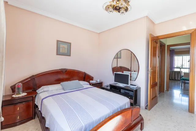 Piso de 3 habitaciones sin ascensor en venta en Peligros — 22