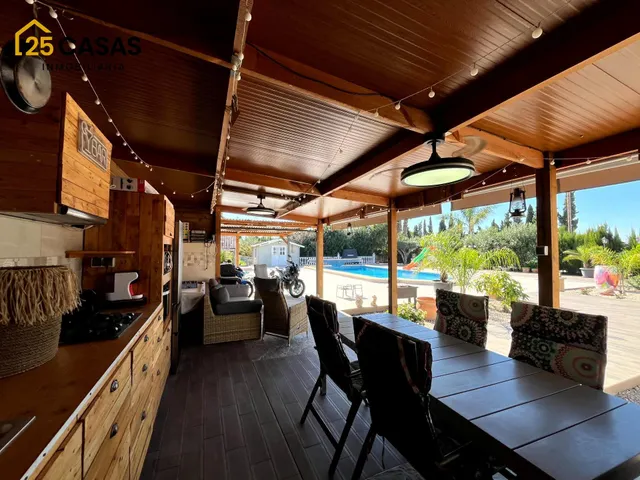Chalet en Dolores con piscina climatizada, casa de invitados, paneles solares y mucho más — 6