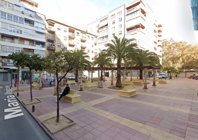 VENTA DE LOCAL COMERCIAL EN PLAZA PRECIOSA, EN MURCIA - foto 5