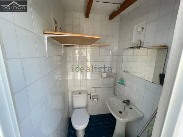 EN VENTA O ALQUILER — 7
