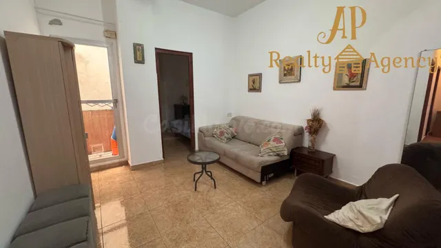 Estupendo piso de 2 habitaciones, amueblado, en Calle Pallet - foto 4