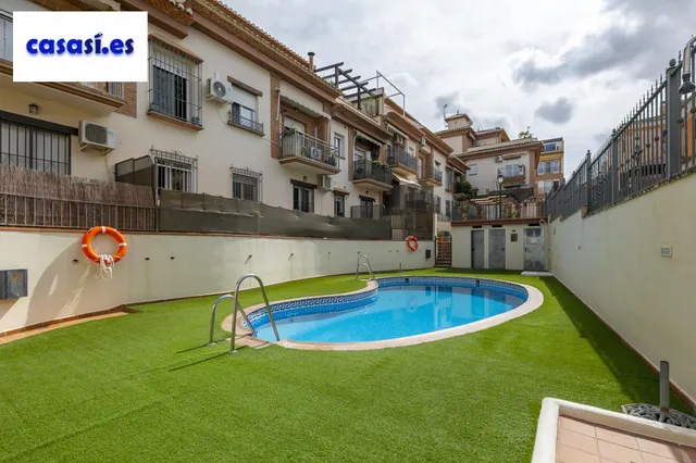 Ático en venta en La Zubia — 19