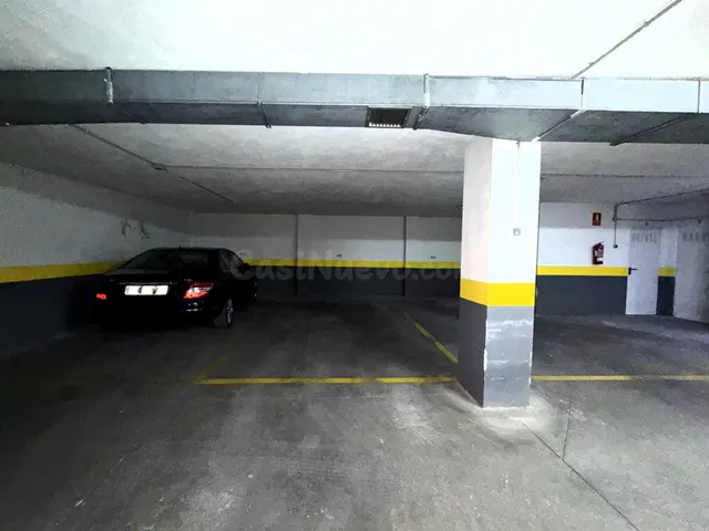 PLAZA DE GARAJE EN PLAZA DE LA AURORA - foto 3