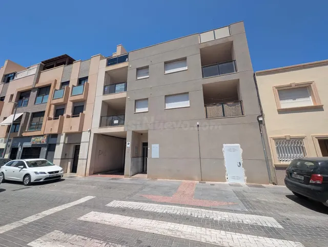 Se vende piso de dos dormitorios zona Plaza Labaradores en R