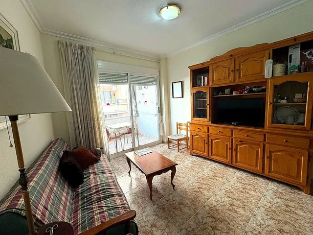 Apartamento de Oportunidad en Playa de los Locos, Torrevieja por €159.900 — 2