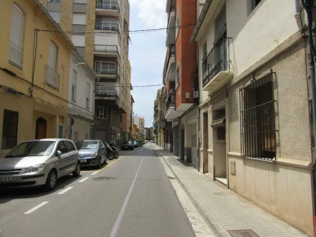 CENTRO CIUDAD - ZONA PRADO (GANDIA) - PLAZA DE GARAJE ABIERTA - SE ALQUILA — 8