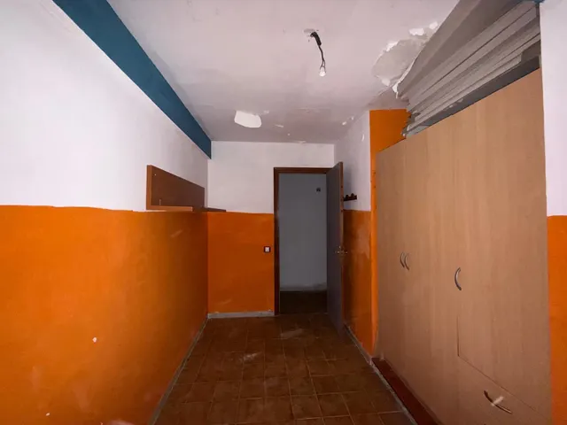 Piso con piscina a 700 m de la playa y a un paso del centro de Roda de Berà — 11