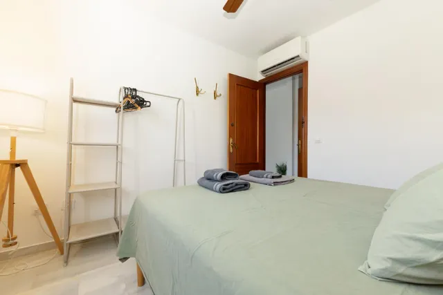 Apartamento de 2 dormitorios a pocos minutos del Centro Histórico — 7