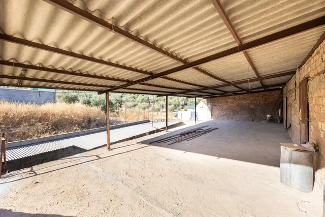 Chalet en zona residencial de Deifontes — 10