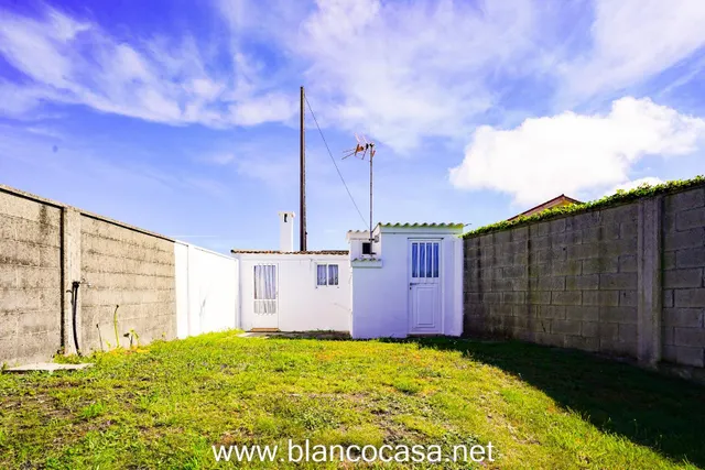 ¡FIN de SEMANA a tan SOLO 700 METROS de la PLAYA de SEIRUGA-MALPICA DE BERGANTIÑOS ! PRECIO NO NEGOCIABLE . — 22