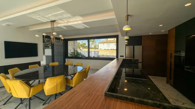 Villa 4 habitaciones 527m² en venta - Villamartin — 47
