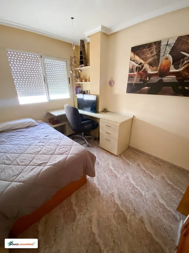 Piso de 4 dormitorios con garaje en el centro de Águilas · 200.000 € — 14