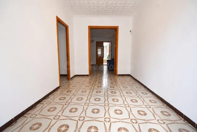 Casa de pueblo de con garaje, patio y terraza en Santa Marga - foto 5