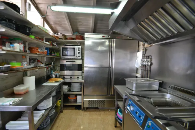 Local comercial 82m² en venta - Ajuntament — 11