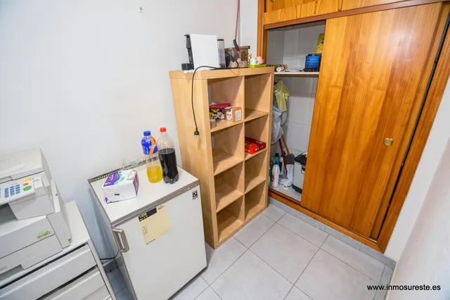 ¡Novedad! Venta de entresuelo, zona Reyes Católicos, 146 m2 — 16