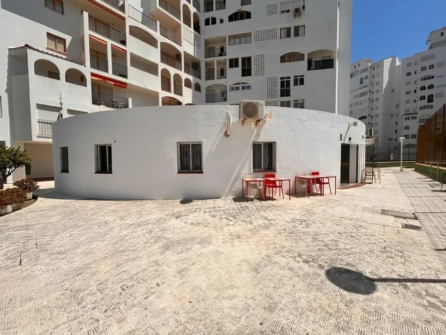 Espectacular 6ª planta con vistas al mar, terraza, garaje y piscina – Alquiler Temporada Escolar Valdelagrana El Puerto de Santa Maria — 20