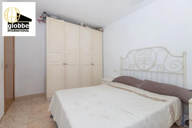 Piso Semi-Reformado a Pasos de la Playa en Huelin, Málaga — 29