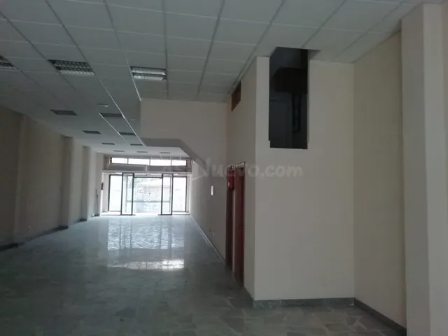 Se Alquila-Vende local 170 mtrs en Carballo - foto 3