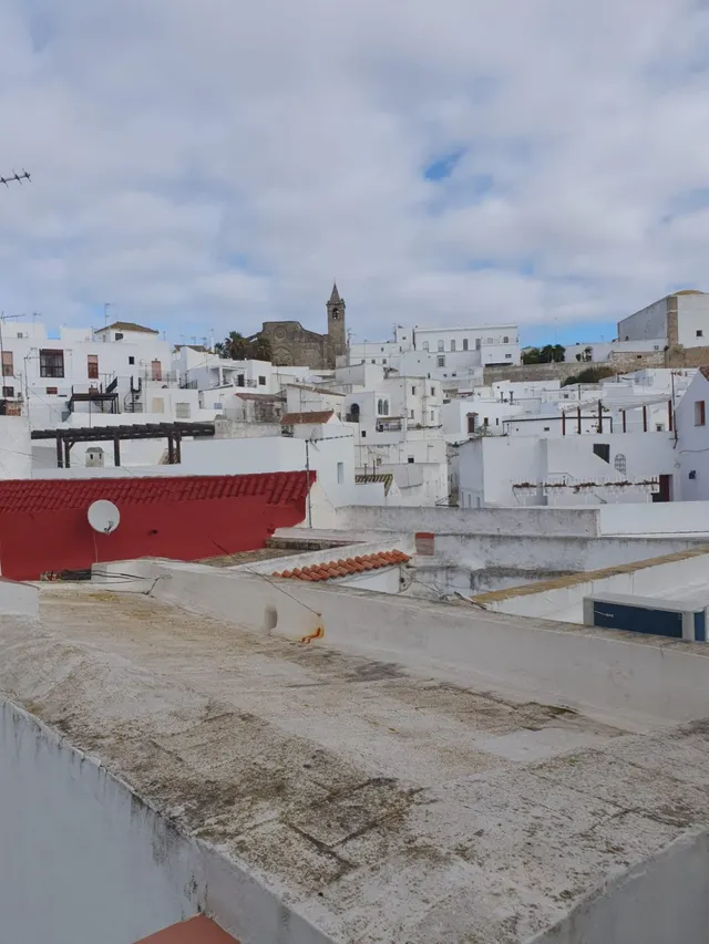 Casa independiente en pleno centro de Vejer — 24