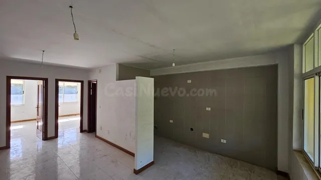 Piso para reformar con posibilidad de dúplex, junto a playas - foto 3