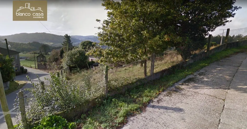 Parcela urbanizable de 1000 m2 en Paiosaco