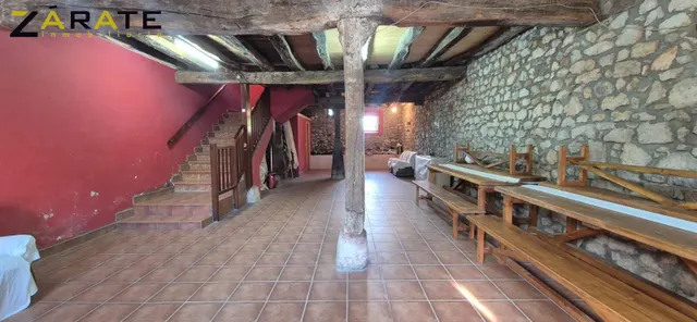 SE VENDE ANTIGUO CONVENTO EN GURIEZO — 31