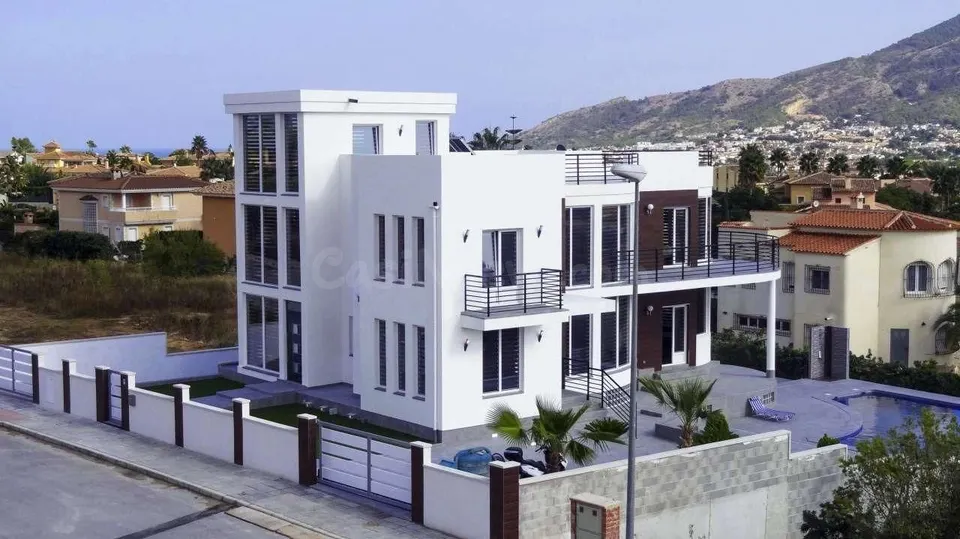 Villa 5 habitaciones 514m² en venta - Alfaz del PI Pueblo-Urbanizaciones