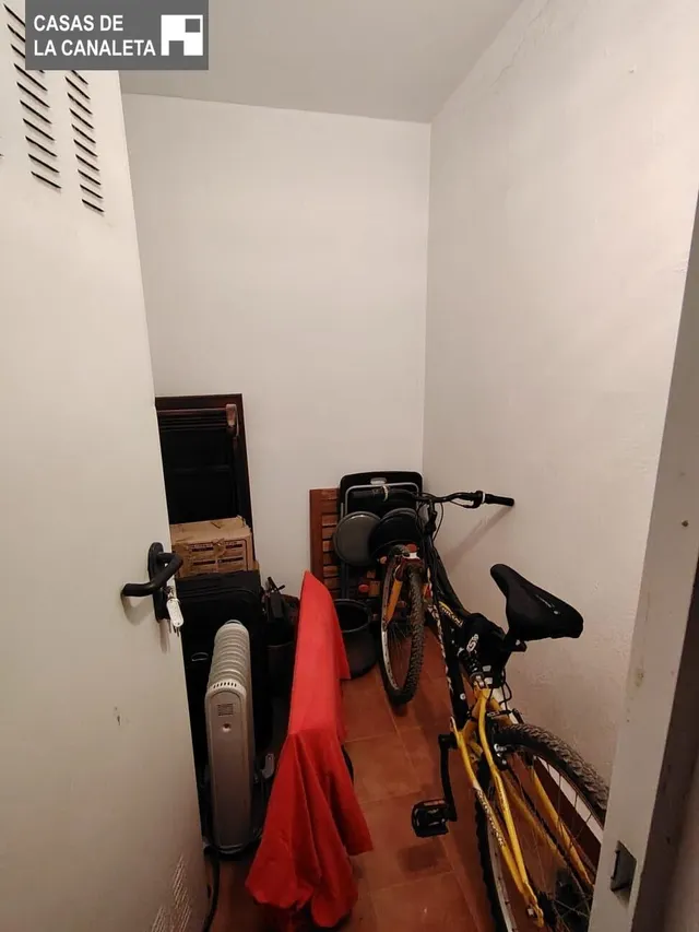 PISO CON GARAJE Y TRASTEROS AL LADO DEL PARQUE DE CABECERA — 16