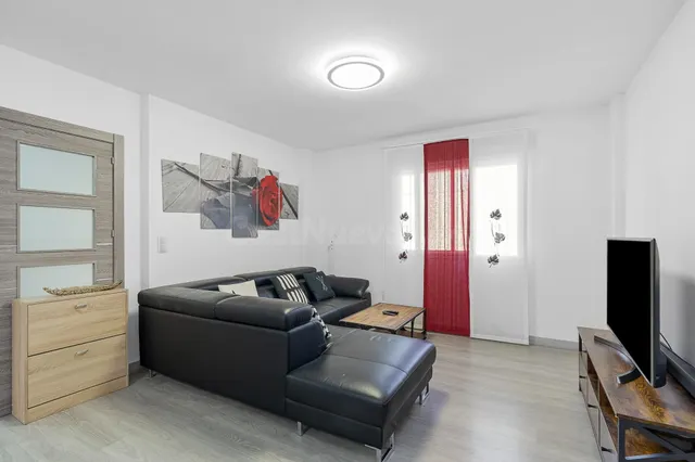 Exclusiva vivienda de esquina con diseño, eficiencia y máximo confort. — 3