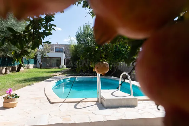 ENCANTADORA CASA DE PUEBLO EN LA TRAMUNTANA - foto 2