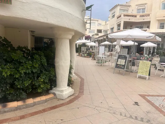 Local comercial 139m² en venta - Centro — 3