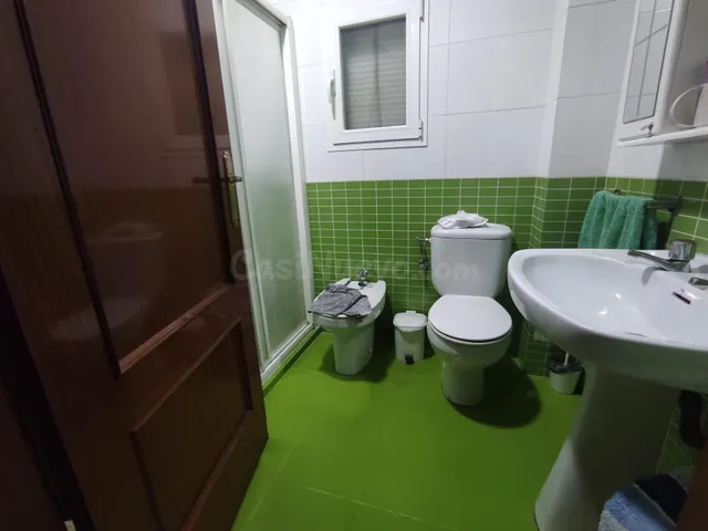 Encantadora Casa Amueblada en Cabra con Amplio Terreno y Fru - foto 4