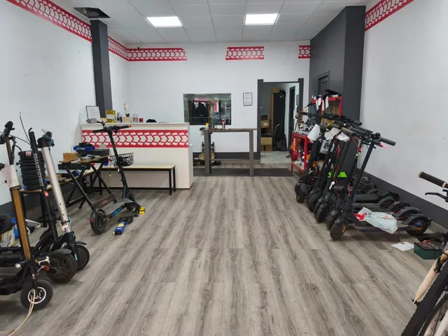 Gran local comercial con doble acceso en Gandia – 260 m2 en calle Benissuai — 3
