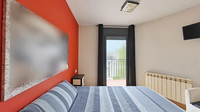 Pis en venda a corró de vall — llum natural, balcó i ascensor — 20