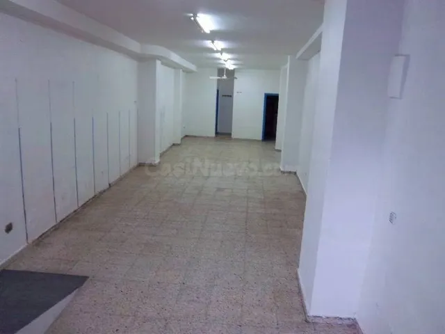 LOCAL ALQUILER ZONA LA MARINA — 2