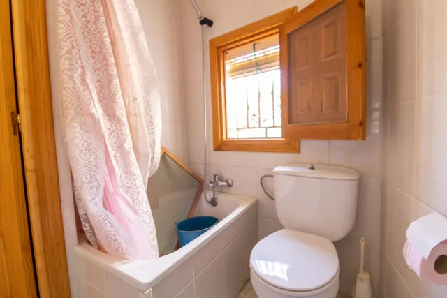 ENCANTADORA CASA EN VELEFIQUE — 18