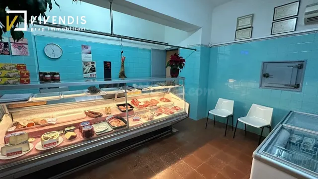 LOCAL COMERCIAL EN VENTA - ZONA CAPPONT - foto 2