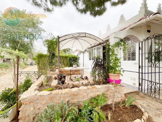 Encantadora casa de campo en Perin con piscina y hermosos ja - foto 2