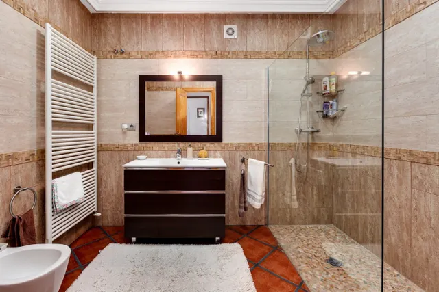 HERMOSA VILLA DE LUJO, ESTILO MEDITERRÁNEO EN LA ZONA DE LA SIESTA-SAN LUIS — 38