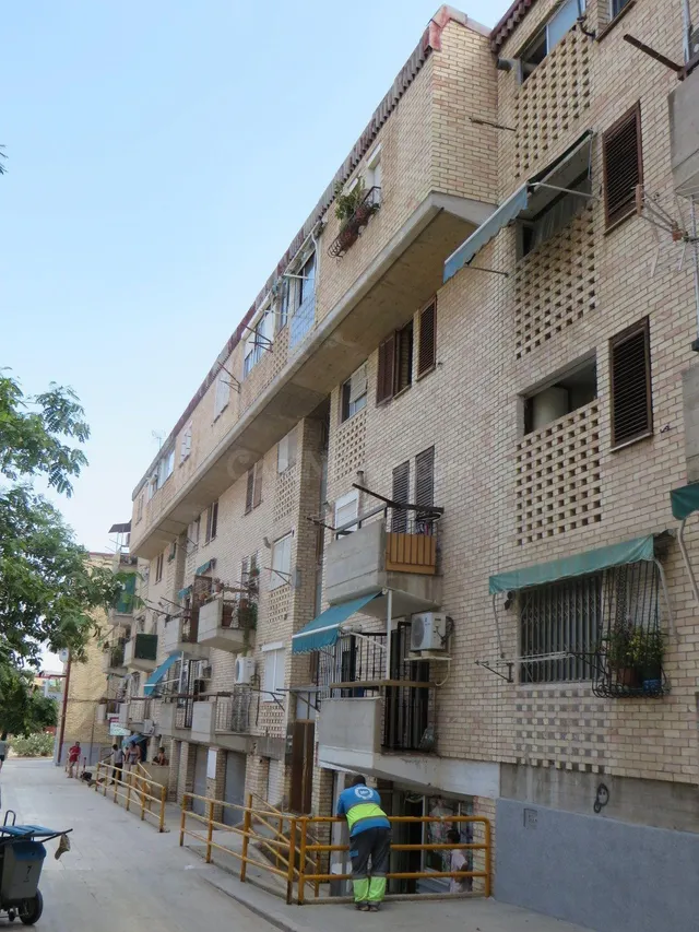 Se vende Piso OKUPADO en Paseo Cactus 5 Murcia, (Murcia). - foto 4