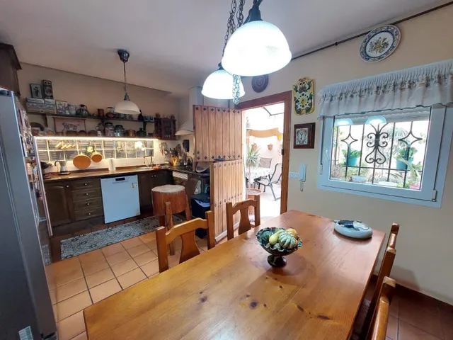 VENTA DE VIVIENDA + LOCAL - RESTAURANTE EN CENTRO HISTÓRICO — 12