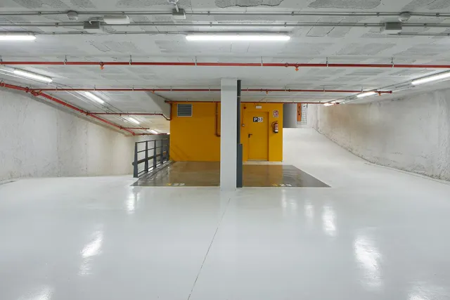 Parking 10m² en alquiler - Sant Andreu de Palomar — 44