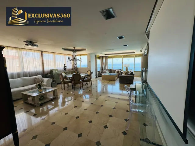 Piso de lujo en primera línea de playa Levante con 3 habitaciones y 2 baños. Exclusivas360 Benidorm — 9