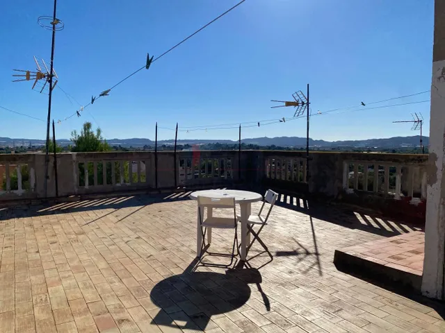 Piso totalmente exterior con vistas despejadas y mucho luz natural. — 24